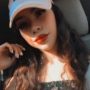 Meet your Posher, Jackie